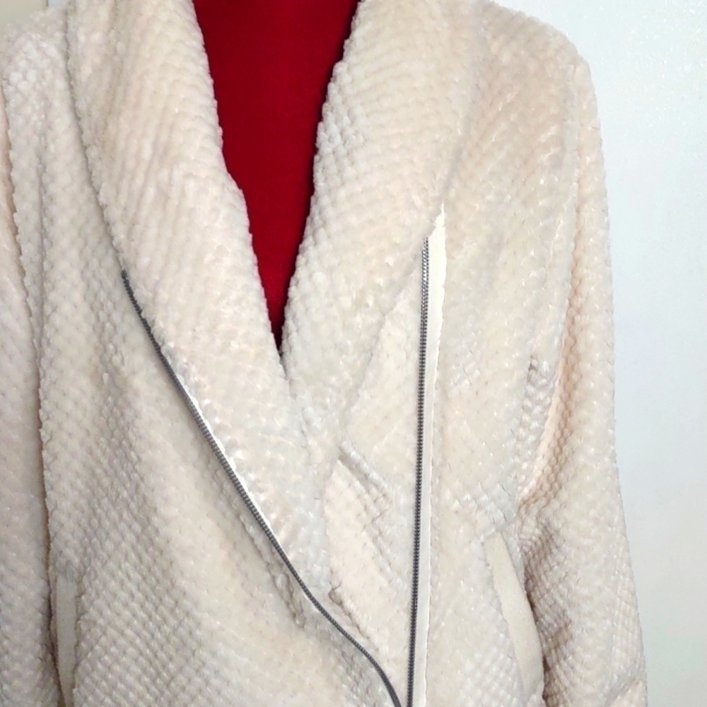ZELLA Plush Pile Zip Jacket Size Medium - Picture 7 of 9